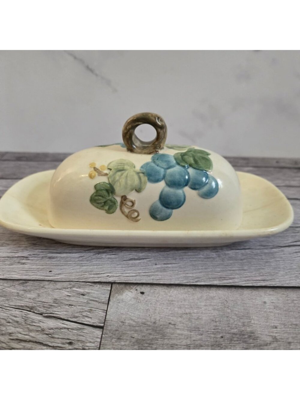 Metlox Poppytrail Sculptured Grape Made In California Hand-Painted Butter Dish